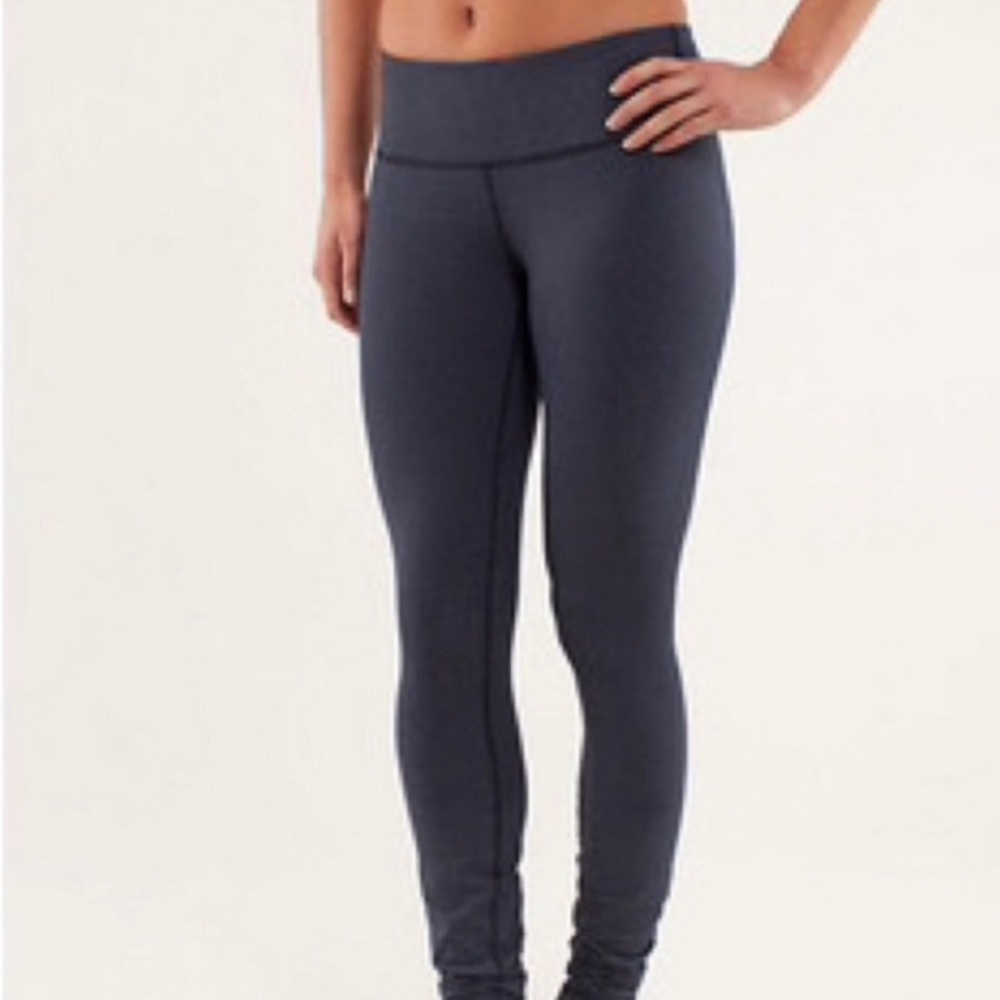 Lululemon Wunder Under leggings size 2
